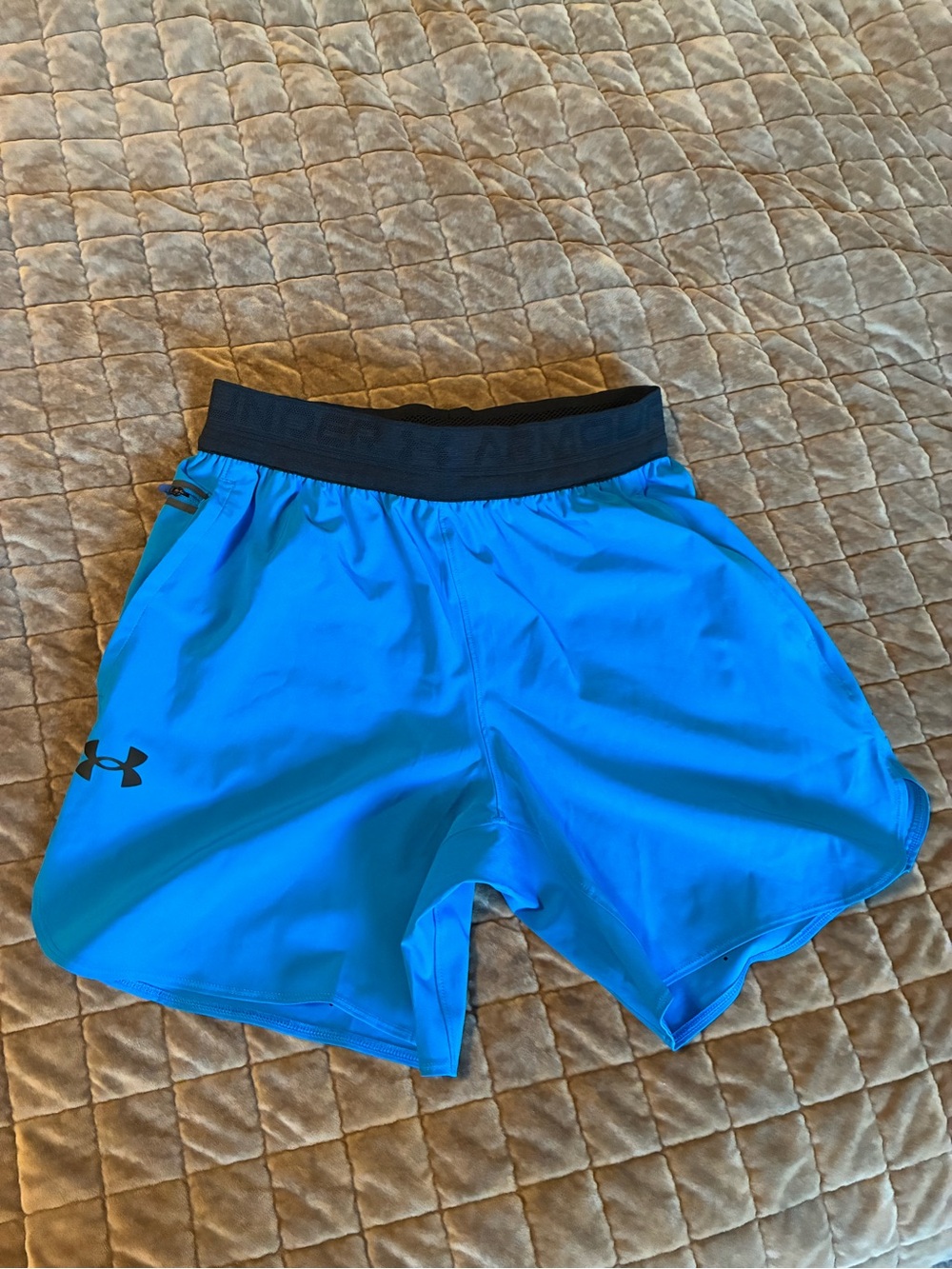 Under Armour Men’s Bright Blue Athletic Training Shorts with Black Waistband